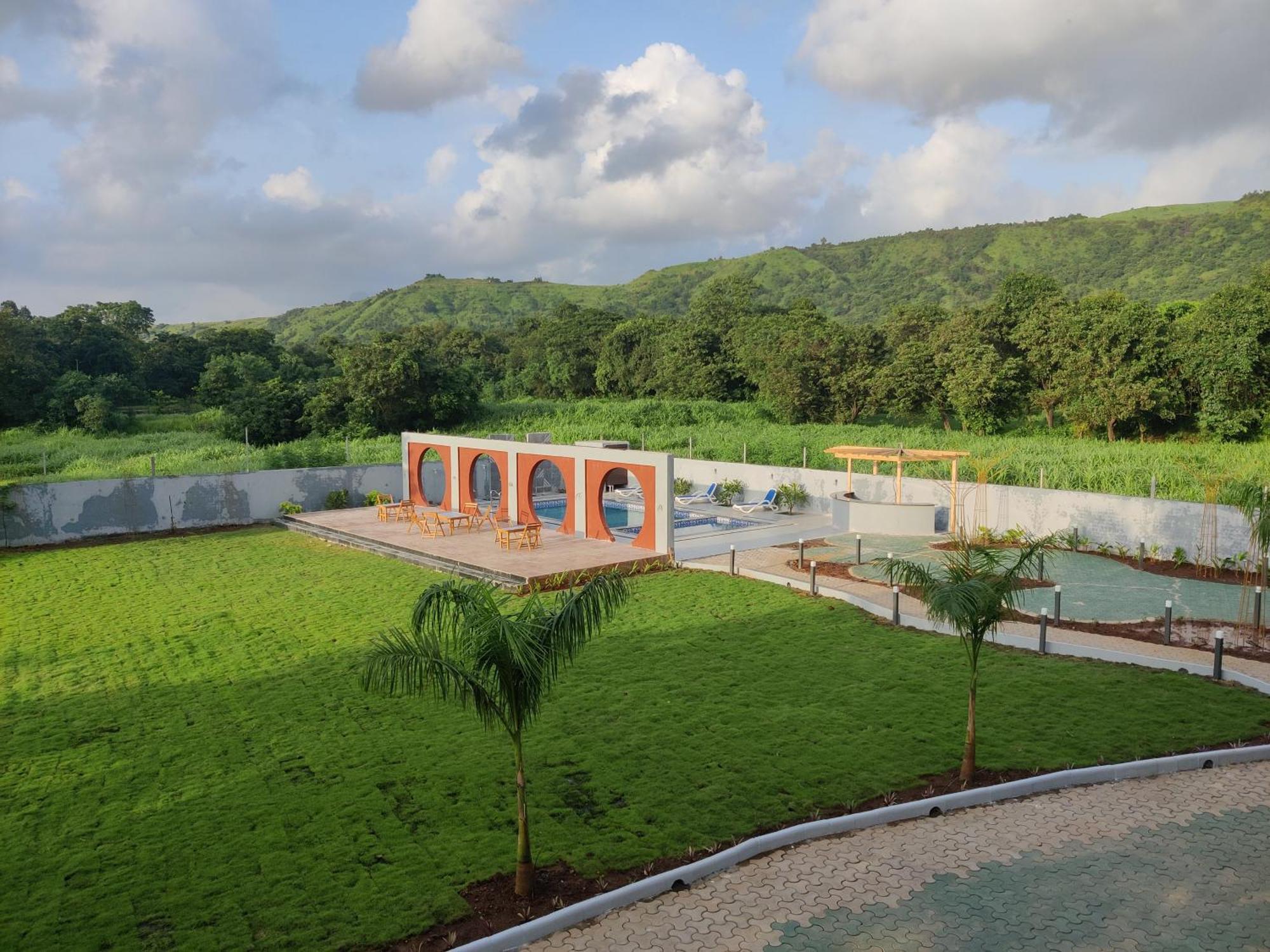 Pushp Vatika Resort & Lawns Navi Mumbai Dış mekan fotoğraf