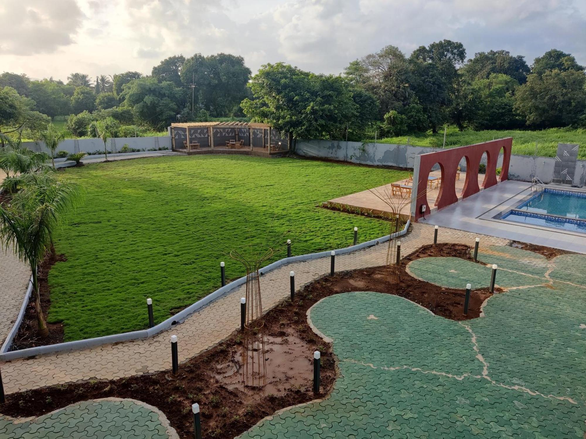 Pushp Vatika Resort & Lawns Navi Mumbai Dış mekan fotoğraf