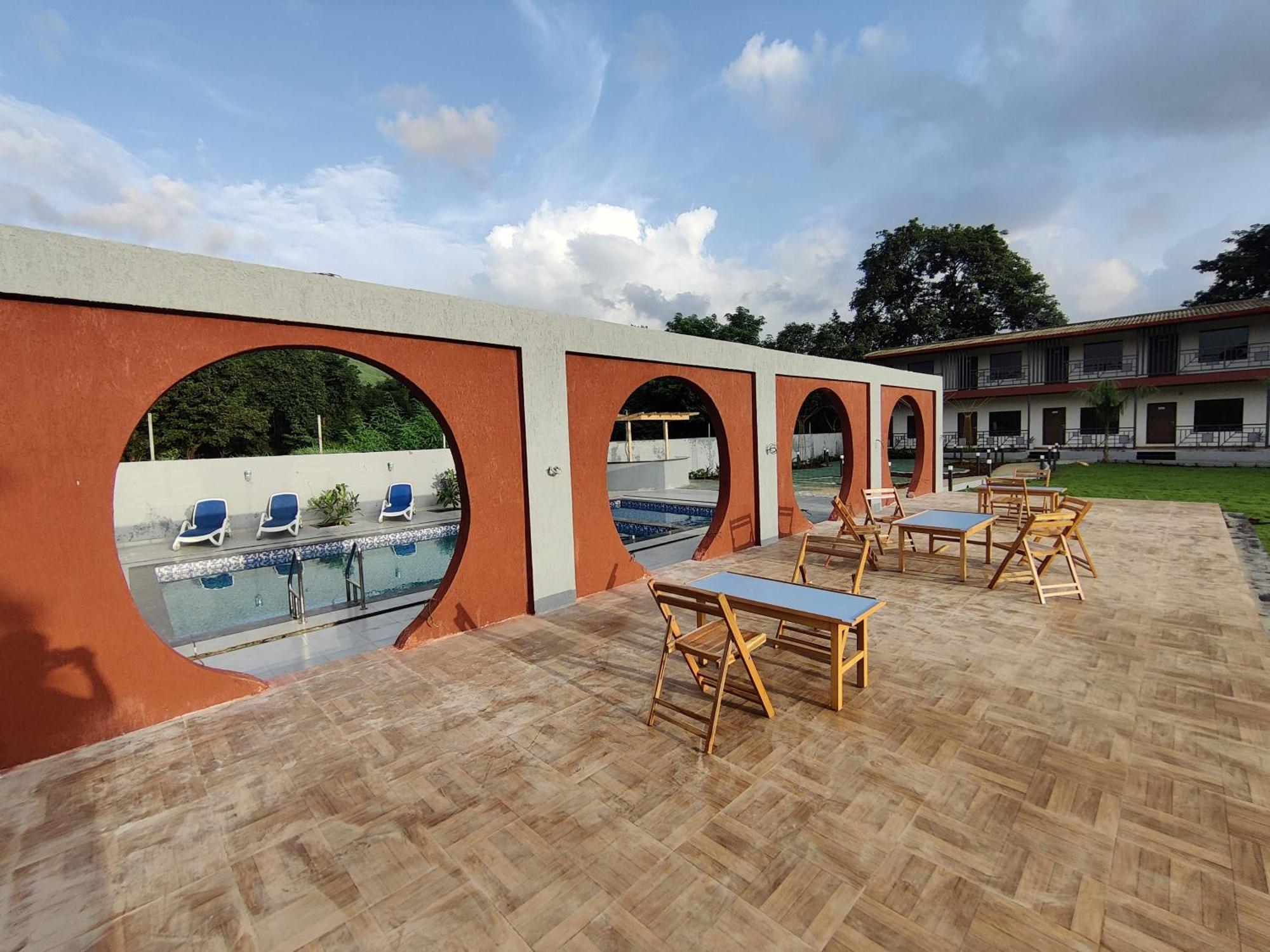 Pushp Vatika Resort & Lawns Navi Mumbai Dış mekan fotoğraf