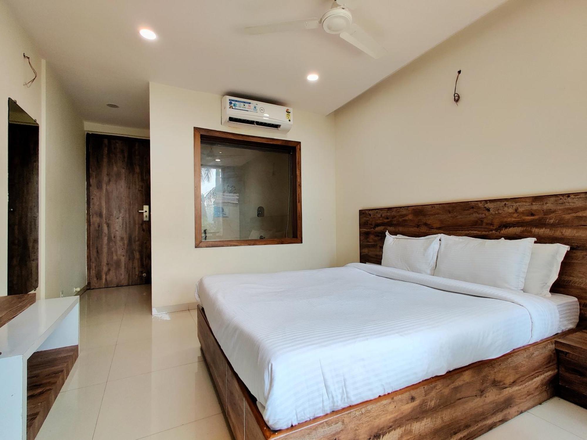 Pushp Vatika Resort & Lawns Navi Mumbai Dış mekan fotoğraf