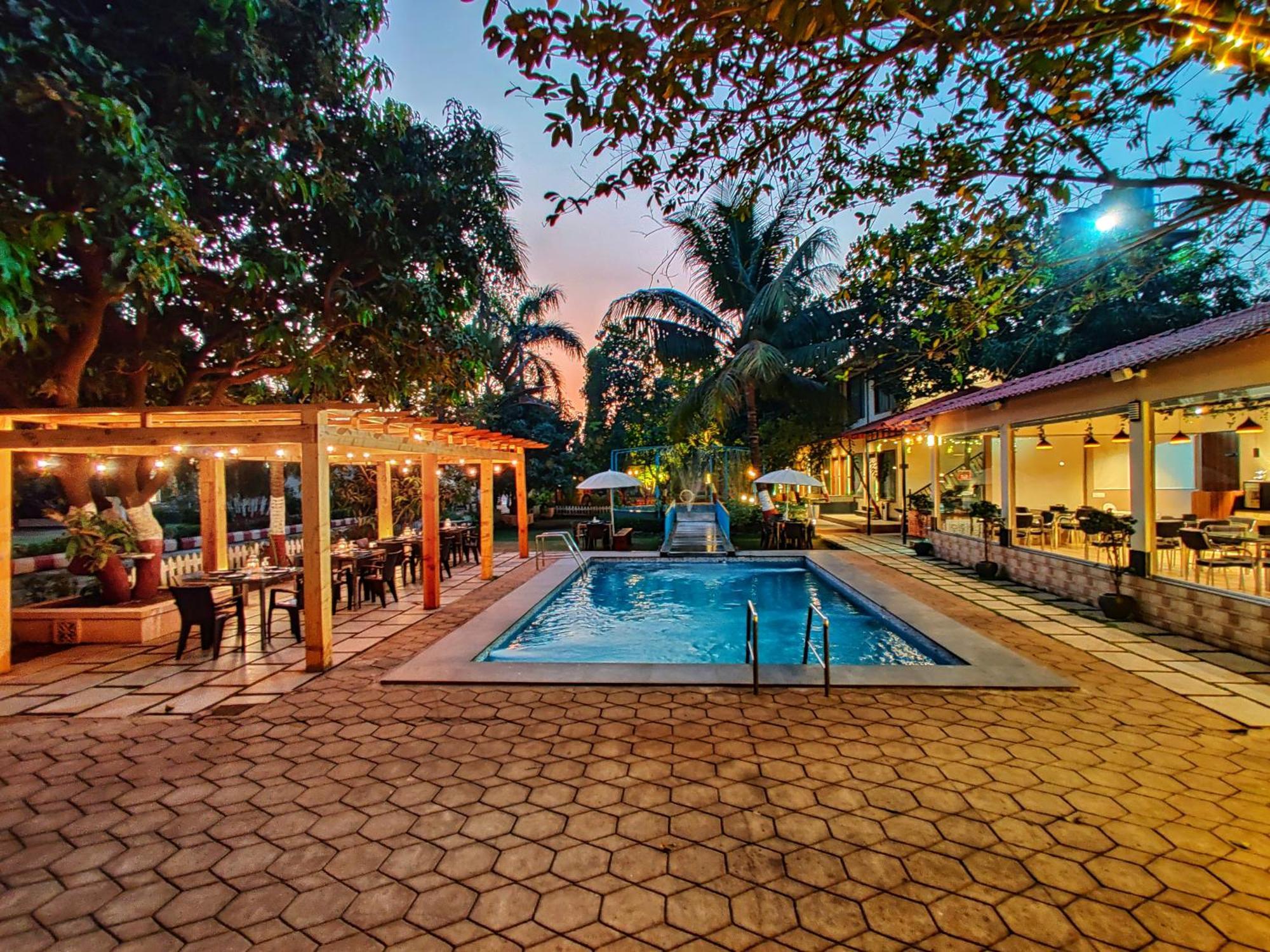 Pushp Vatika Resort & Lawns Navi Mumbai Dış mekan fotoğraf